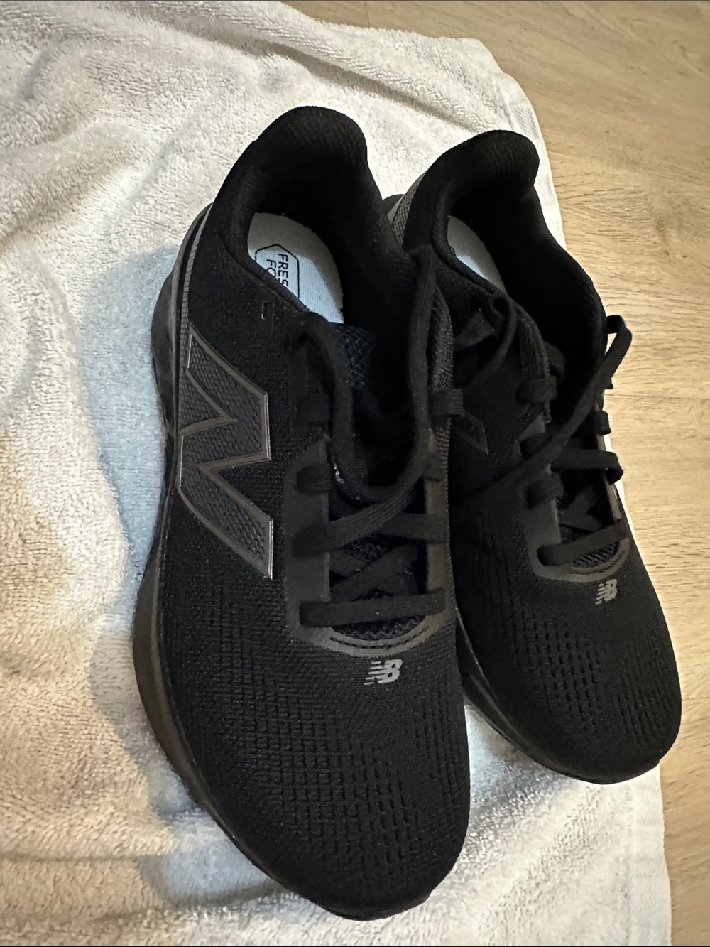 Worn 1x NewBalance woman’s Black  fresh FoamRunning Shoes black on black W8half